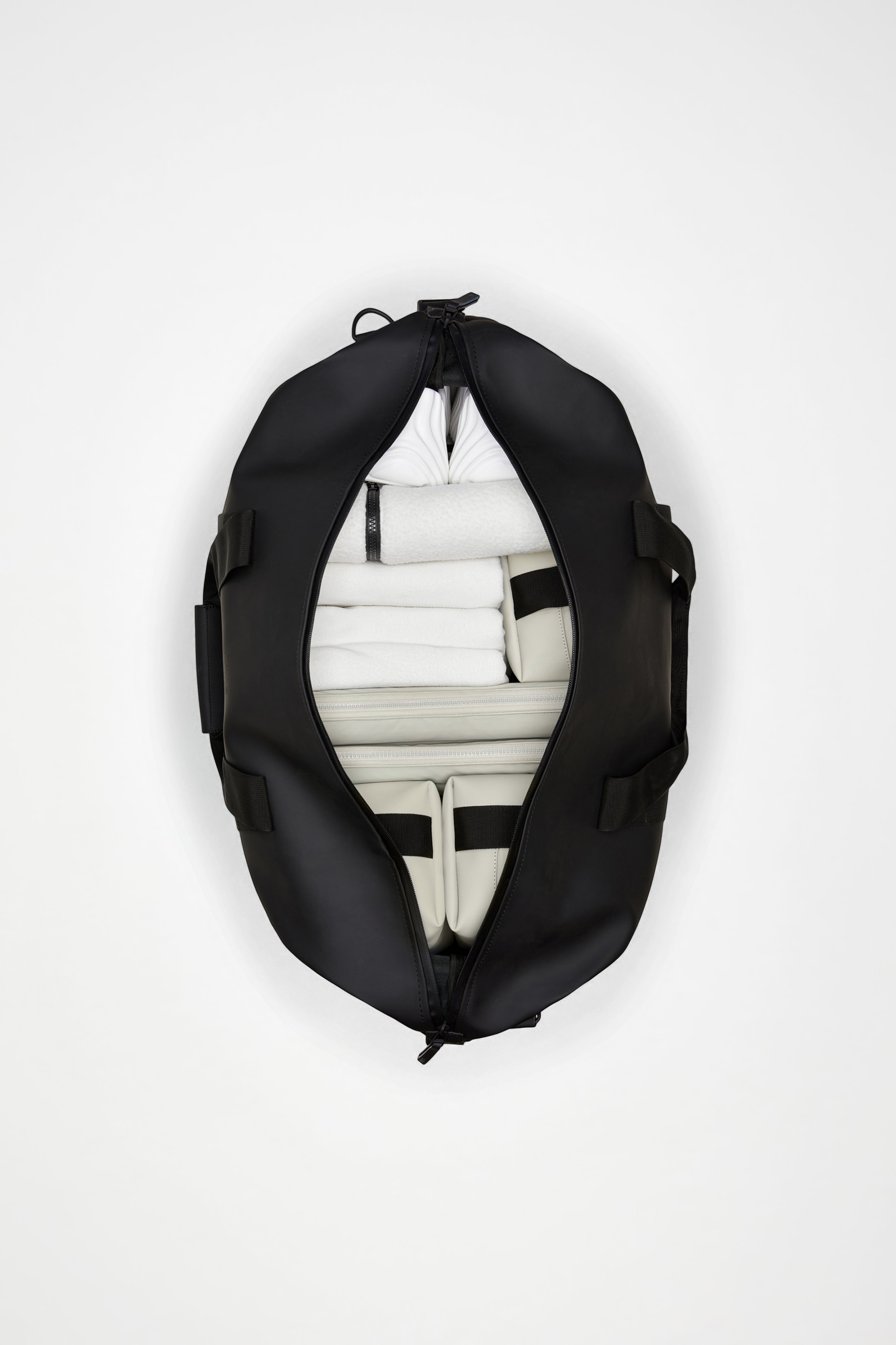 RAINS Hilo Weekend Bag Mystique 36L H27 x D26 x W52 cm Weekender