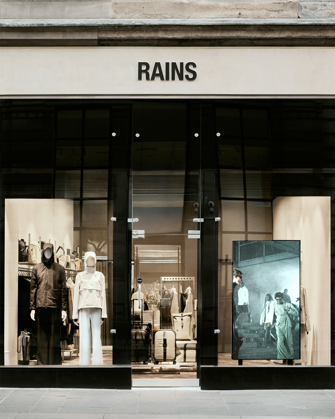 src_rains-dk_MediaImage_51755769233755